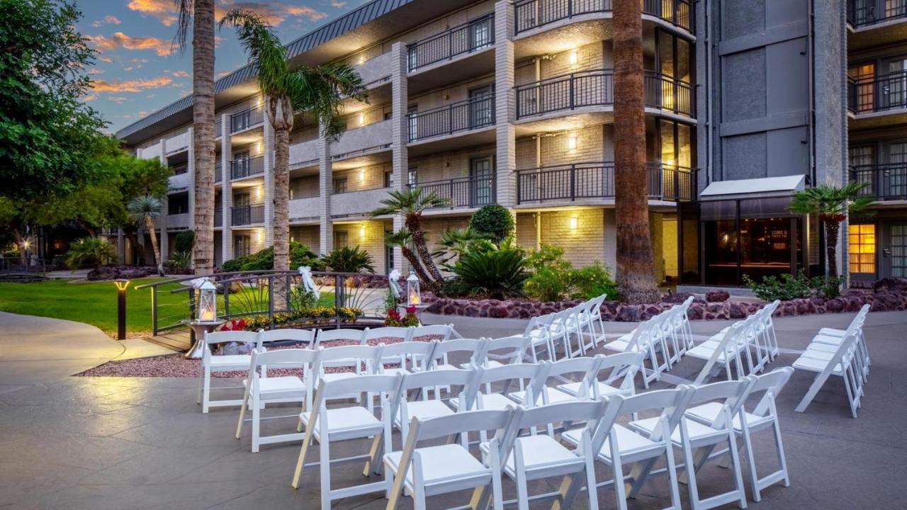 Holiday Inn And Suites Phoenix Airport North By Ihg Kültér fotó