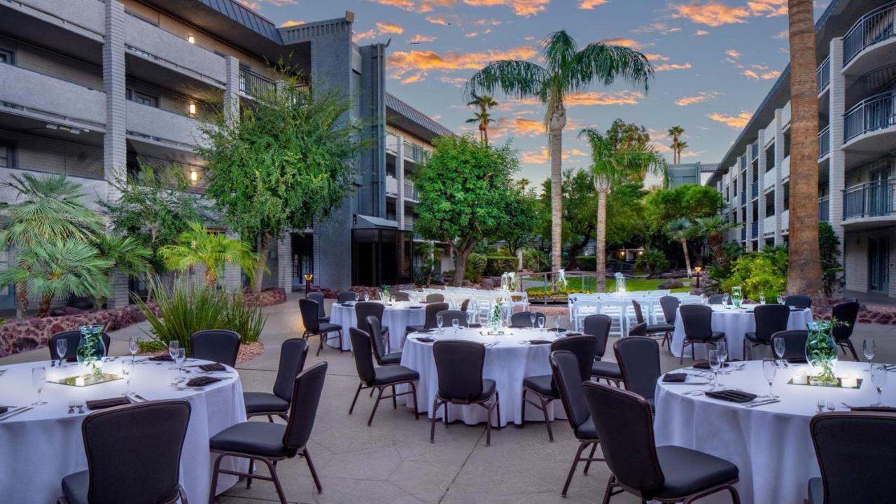 Holiday Inn And Suites Phoenix Airport North By Ihg Kültér fotó