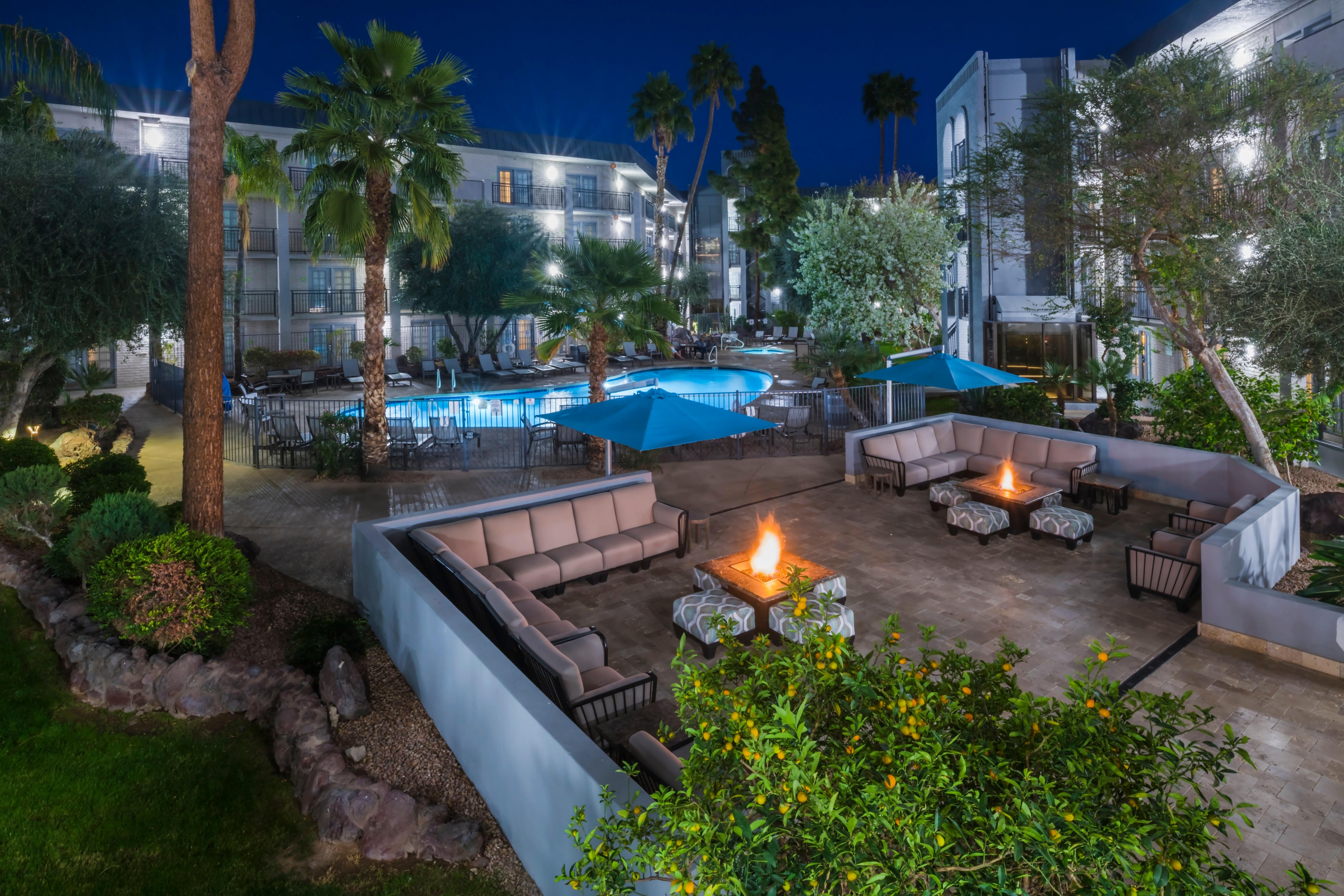 Holiday Inn And Suites Phoenix Airport North By Ihg Kültér fotó