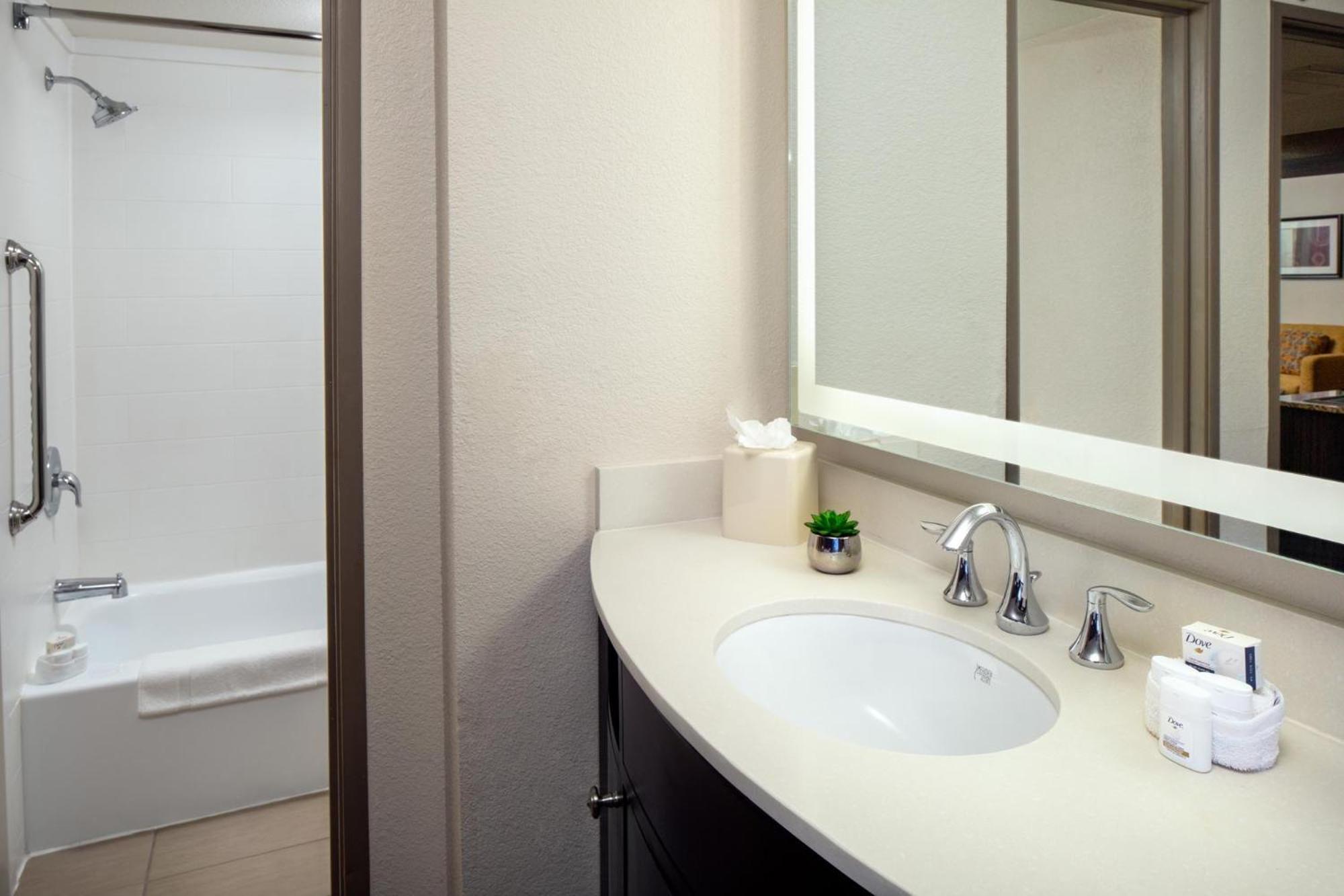 Holiday Inn And Suites Phoenix Airport North By Ihg Kültér fotó