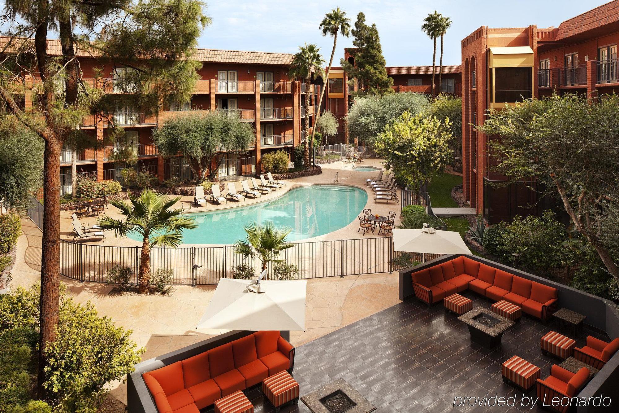 Holiday Inn And Suites Phoenix Airport North By Ihg Kültér fotó